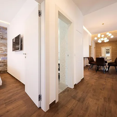Anlero *