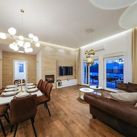 別荘 Anlero ニン